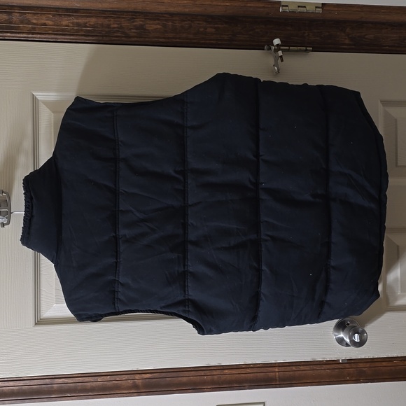 Vest - Picture 3 of 6